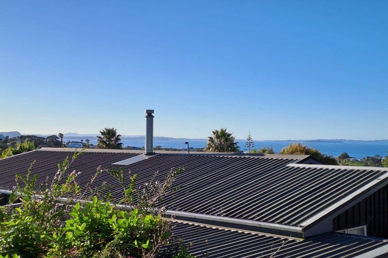 Photo of property in 29 Scott Road, Stanmore Bay, Whangaparaoa, 0932