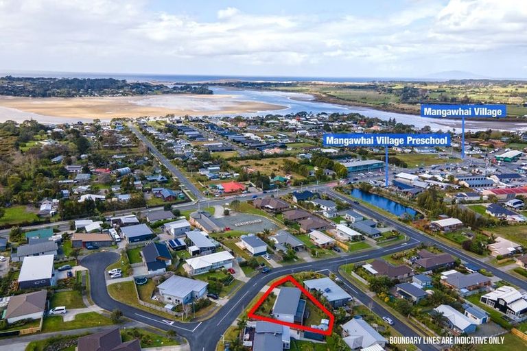 Photo of property in 9 Weka Street, Mangawhai, 0505