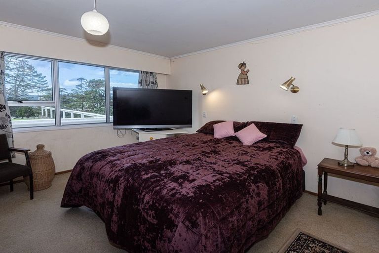Photo of property in 25 Mountain View Road, Hikurangi, 0114