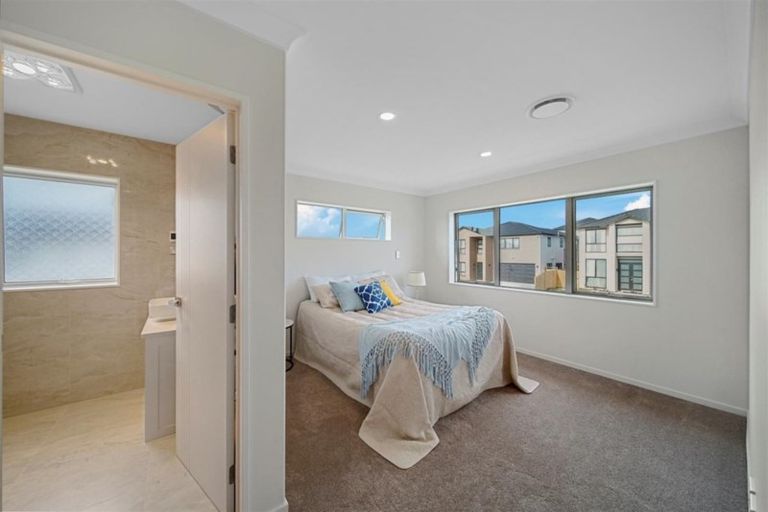 Photo of property in 11 Demeter Street, Flat Bush, Auckland, 2019