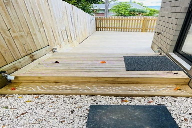 Photo of property in 1/241 Don Buck Road, Massey, Auckland, 0614