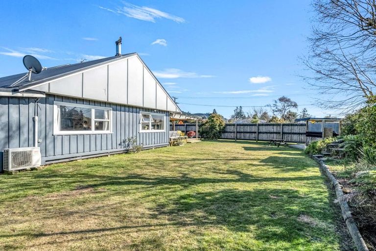 Photo of property in 37 Kawaha Point Road, Fairy Springs, Rotorua, 3015