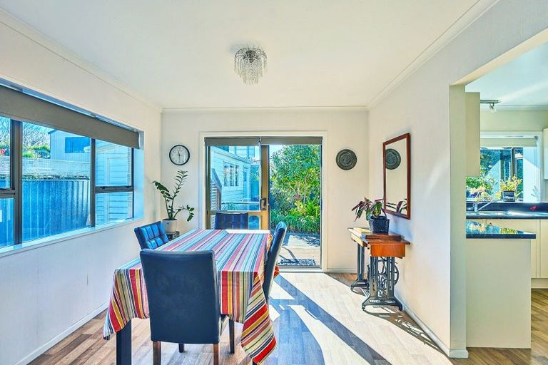 Photo of property in 2/107 Gascoigne Street, Raureka, Hastings, 4120