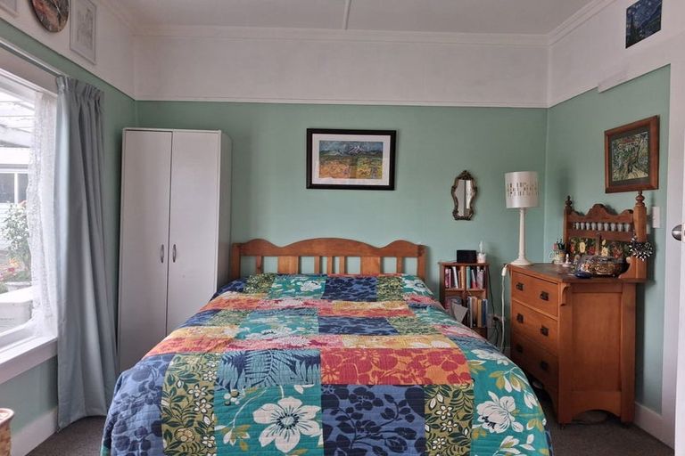 Photo of property in 14 George Street, Waimate, 7924