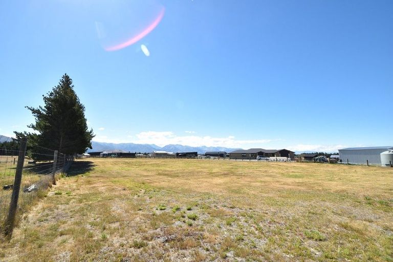 Photo of property in 37 Peak Drive, Twizel, 7901