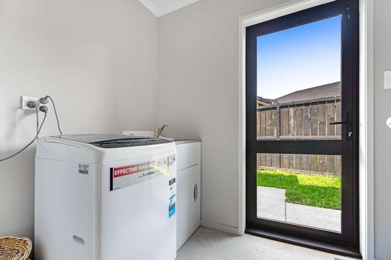 Photo of property in 12 Kelly Place, Whitianga, 3510