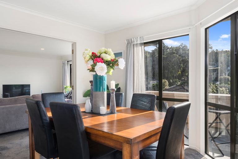 Photo of property in 60 Helvetia Drive, Browns Bay, Auckland, 0630