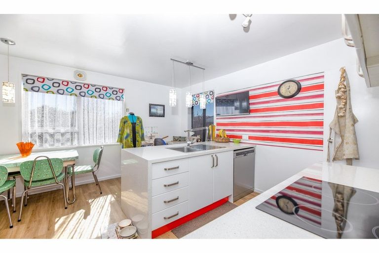 Photo of property in 97 Hay Street, Bromley, Christchurch, 8062