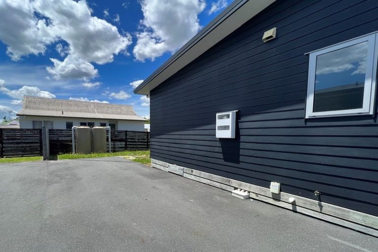 Photo of property in 14u6 Breckons Avenue, Nawton, Hamilton, 3200