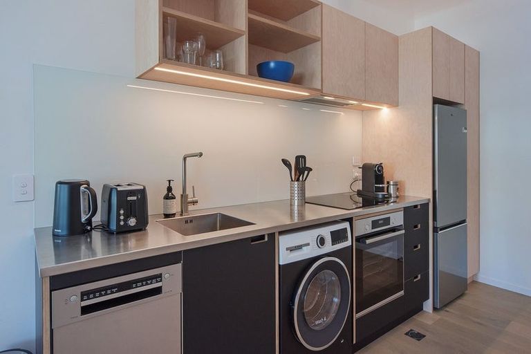 Photo of property in 9d Church Road, Taradale, Napier, 4112
