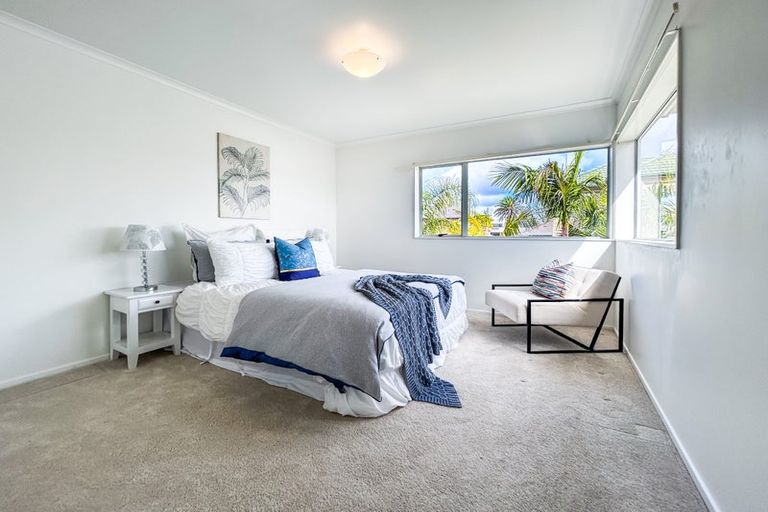 Photo of property in 11 Amherst Place, Albany, Auckland, 0632