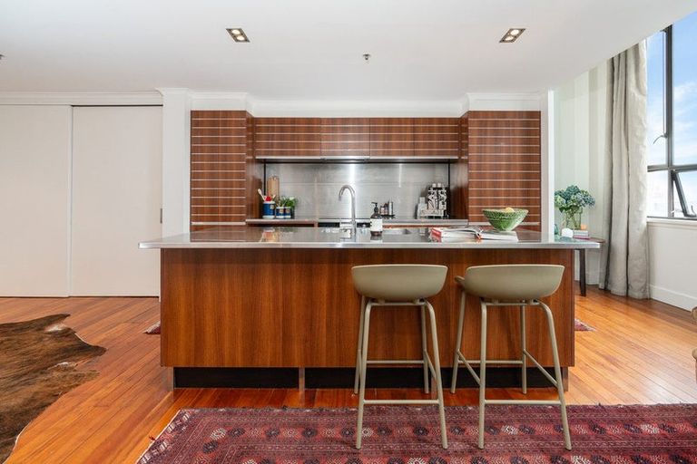 Photo of property in Augusta Apartments, 16/254 Willis Street, Te Aro, Wellington, 6011