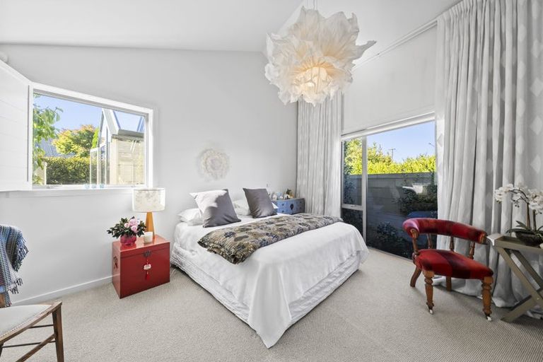 Photo of property in 7 Kotare Street, Fendalton, Christchurch, 8041