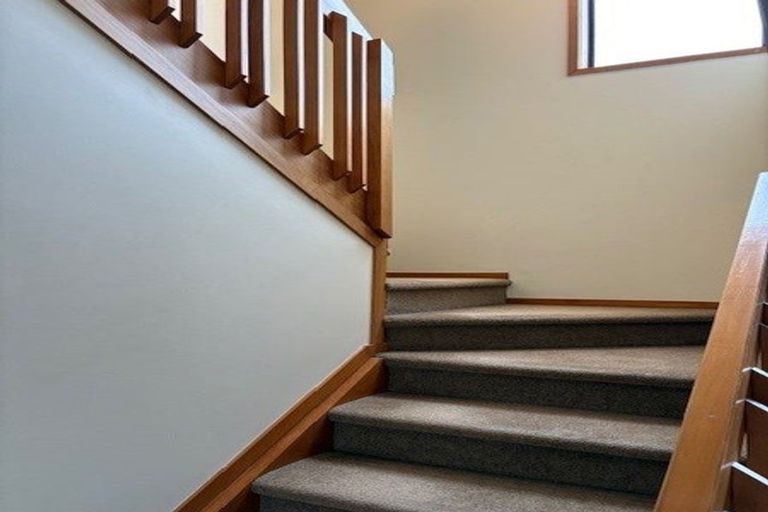 Photo of property in 2/8 Jutland Road, Hauraki, Auckland, 0622
