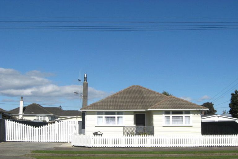 Photo of property in 24 Middlesex Street, Levin, 5510