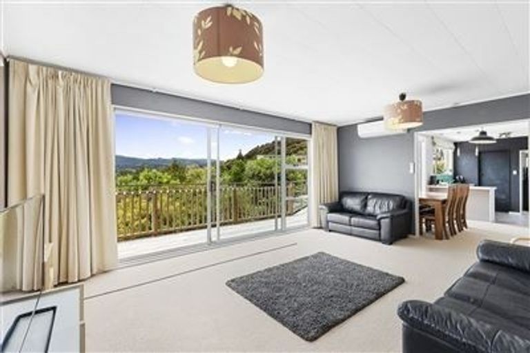 Photo of property in 31 Spinnaker Drive, Whitby, Porirua, 5024