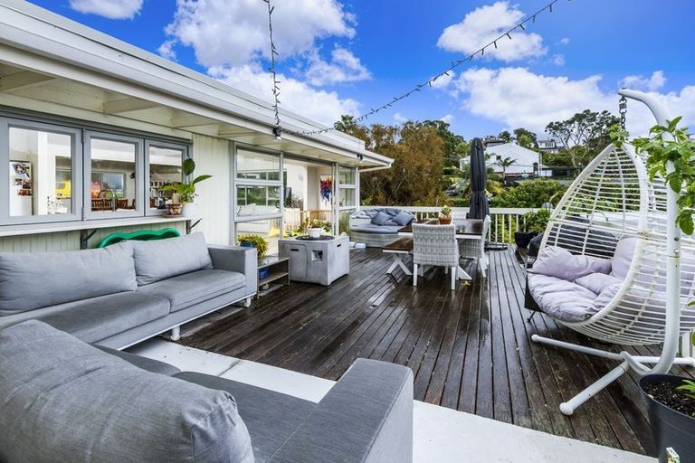 Photo of property in 89 Churchill Road, Murrays Bay, Auckland, 0630