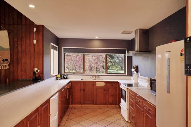 Photo of property in 196 Miners Road, Templeton, Christchurch, 7676