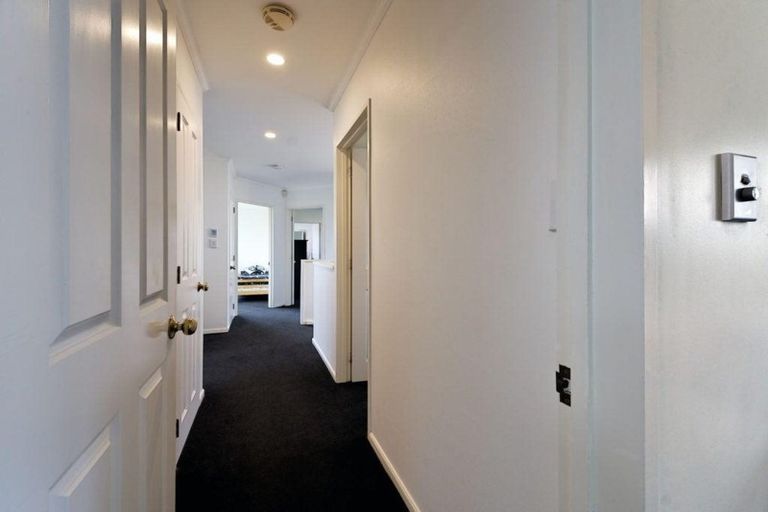 Photo of property in 157c Colwill Road, Massey, Auckland, 0614