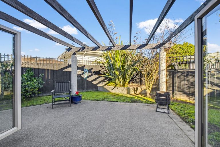 Photo of property in 15a Manawatu Street, Hokowhitu, Palmerston North, 4410