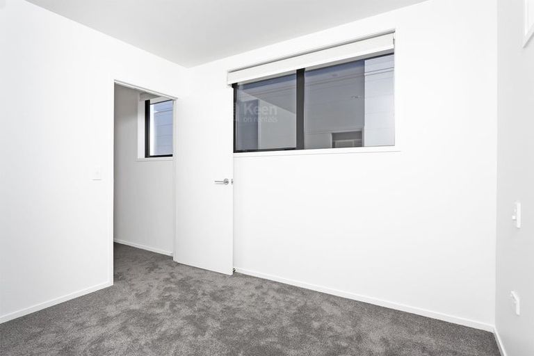 Photo of property in 1/21 Karamu Street, Te Atatu Peninsula, Auckland, 0610