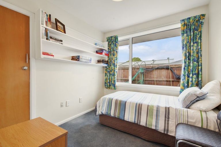 Photo of property in 17 Seagrave Place, Ilam, Christchurch, 8041