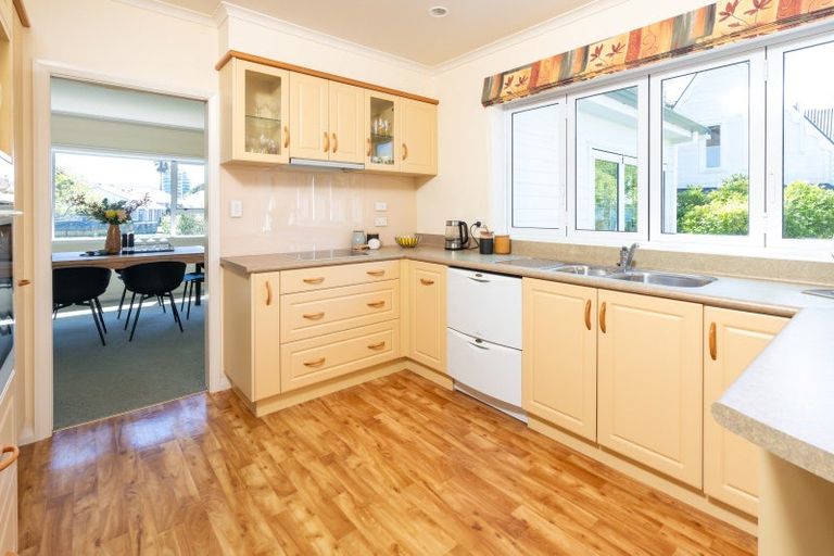 Photo of property in 68 Ocean Road, Paraparaumu Beach, Paraparaumu, 5032
