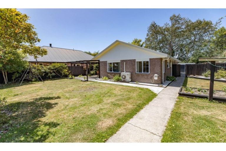 Photo of property in 5 Greenwood Close, Woodend, 7610