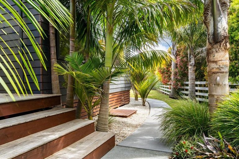 Photo of property in 64 Jack Boyd Drive, Mangawhai Heads, Mangawhai, 0573