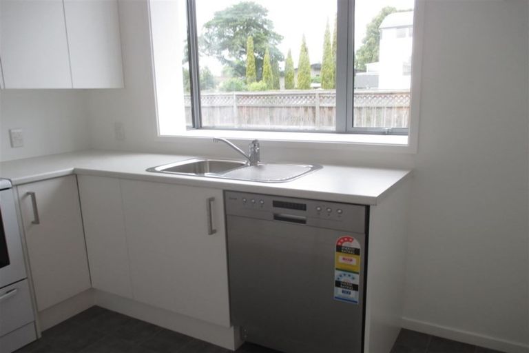 Photo of property in 1/219 Peterborough Street, Christchurch Central, Christchurch, 8013