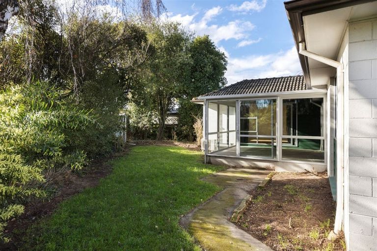 Photo of property in 47 Oakley Crescent, Hornby, Christchurch, 8042