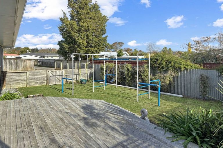 Photo of property in 3/8a Christie Crescent, Havelock North, 4130