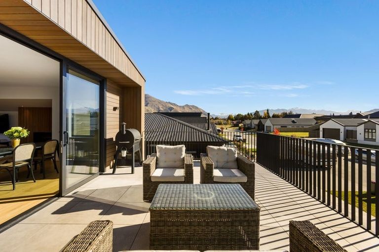 Photo of property in 54 Avalon Station Drive, Wanaka, 9305