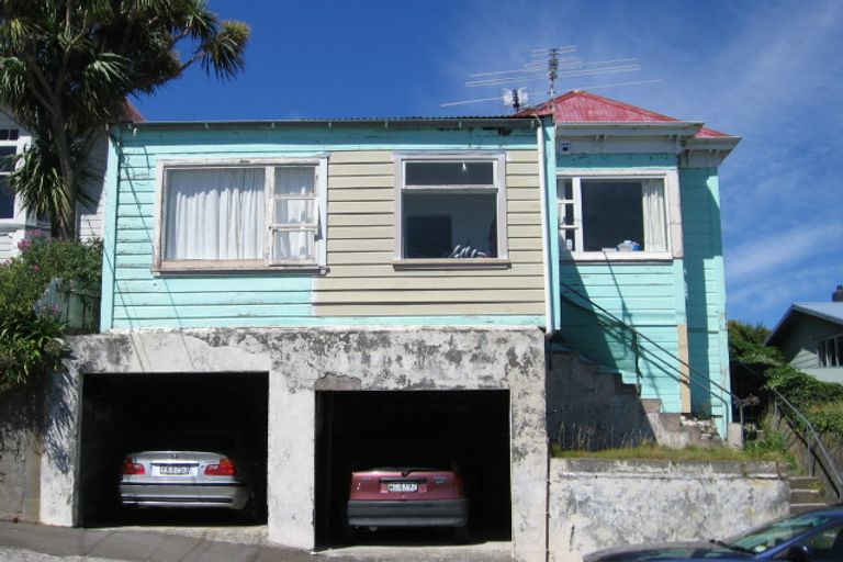 Photo of property in 2 Balmoral Terrace, Newtown, Wellington, 6021