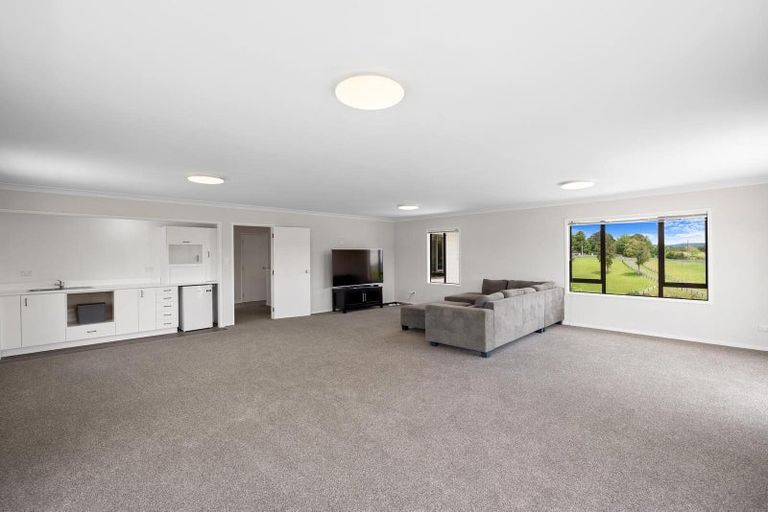 Photo of property in 51 Glenmore Road, Coatesville, Albany, 0793