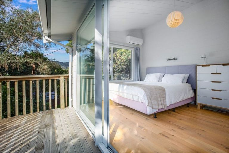 Photo of property in 53 Howard Road, Point Howard, Lower Hutt, 5013