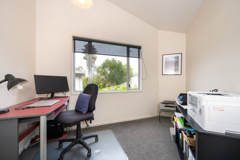 Photo of property in 36 Te Mata Peak Road, Havelock North, 4130