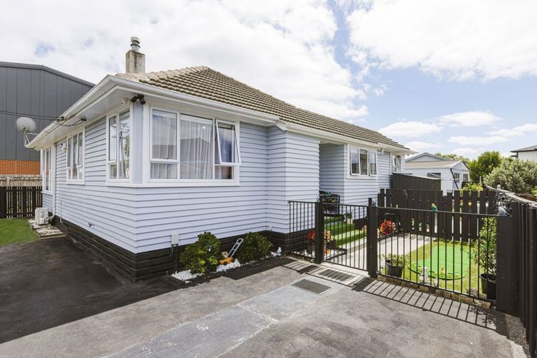 Photo of property in 1/23 Porchester Road, Papakura, 2110