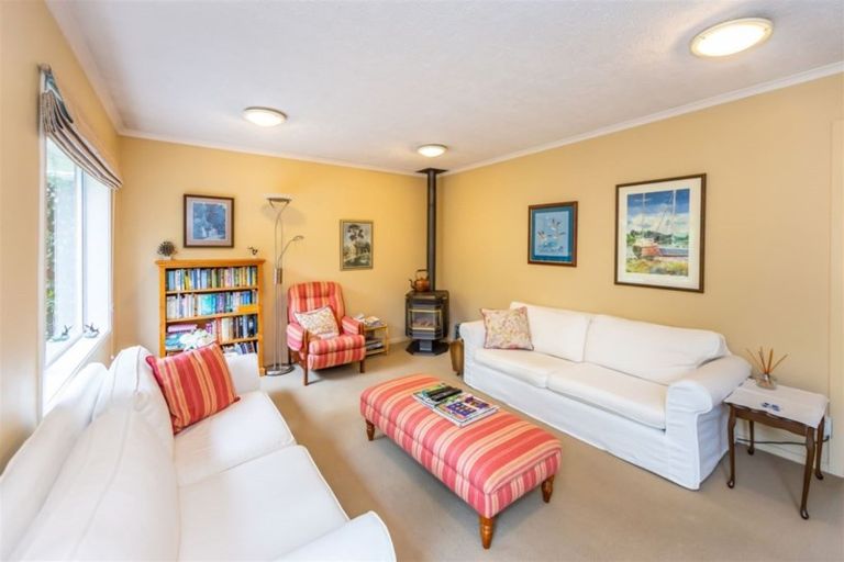 Photo of property in 28 Lionel Street, Avonside, Christchurch, 8061