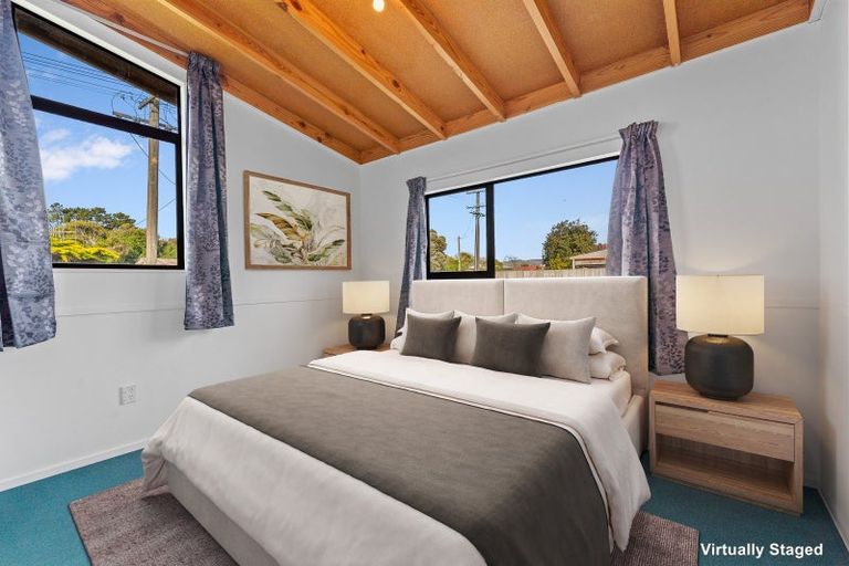 Photo of property in 17 Te Rauparaha Street, Otaki, 5512