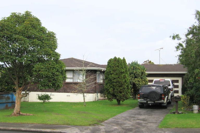 Photo of property in 7 Thorburn Avenue, Red Beach, 0932