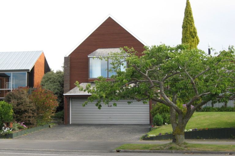 Photo of property in 221 Maidstone Road, Avonhead, Christchurch, 8042