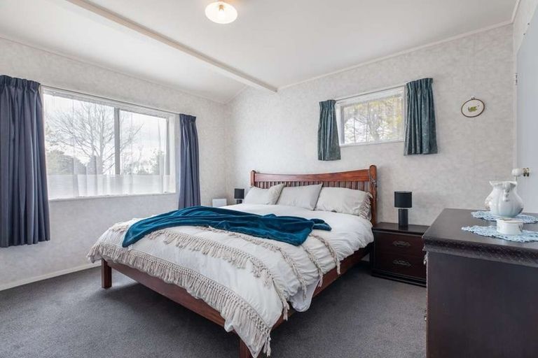 Photo of property in 9 Puriri Road, Pukekohe, 2120