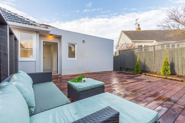 Photo of property in 1/48 Philomel Crescent, Bayswater, Auckland, 0622