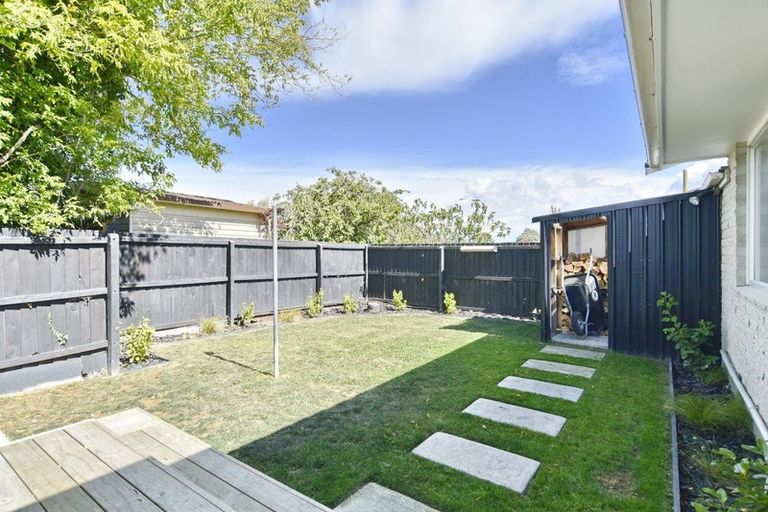 Photo of property in 9 Bonar Place, Woolston, Christchurch, 8062