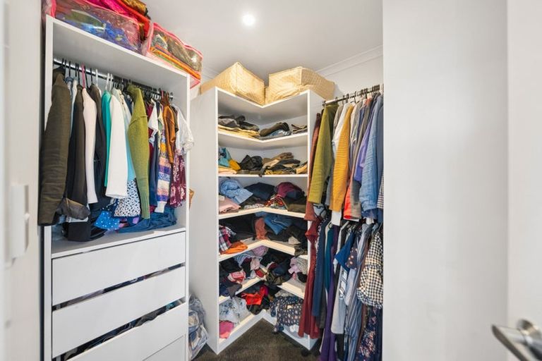 Photo of property in 17 Te Kaeaea Crescent, Wallaceville, Upper Hutt, 5018