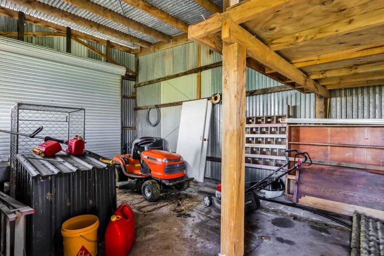 Photo of property in 196 Mokau Road, Urenui, 4377
