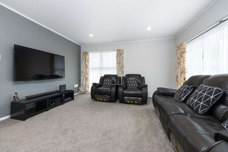 Photo of property in 3/124 Hutchinson Avenue, New Lynn, Auckland, 0600