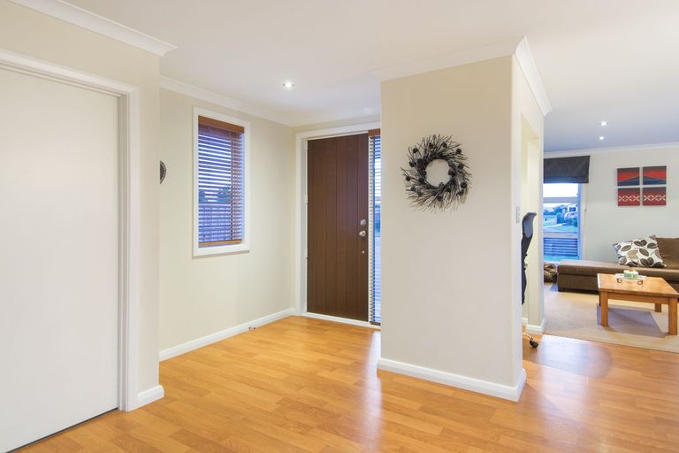 Photo of property in 12 Kereru Place, Pyes Pa, Tauranga, 3112