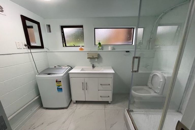 Photo of property in 7 Geoffrey Road, Torbay, Auckland, 0630